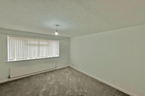 Elmsleigh Gardens, Southampton, SO16 photo 2