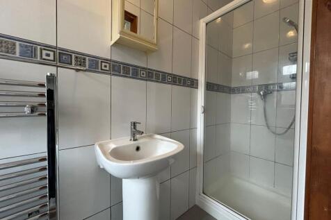 Empire Road, Perivale, Greenford, UB6 photo 5