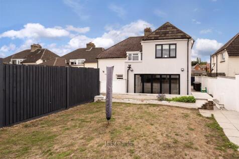 135 Main Rd, Longfield, DA3 7PQ 018.jpg