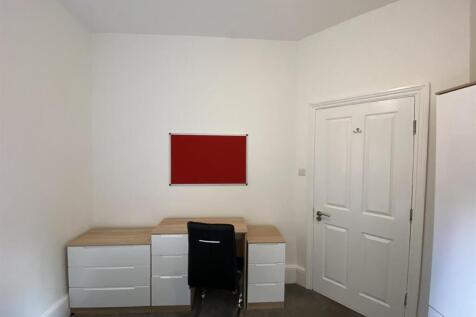 ROom 2 A.jpeg