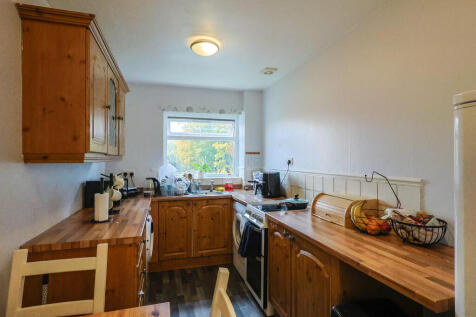 Beech Farm Drive, Macclesfield, SK10 photo 4