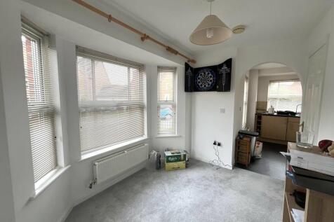 Bromhurst Way, Chase Meadow  photo 4
