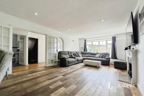 Hill Brow, Hove, East Sussex, BN3 photo 4