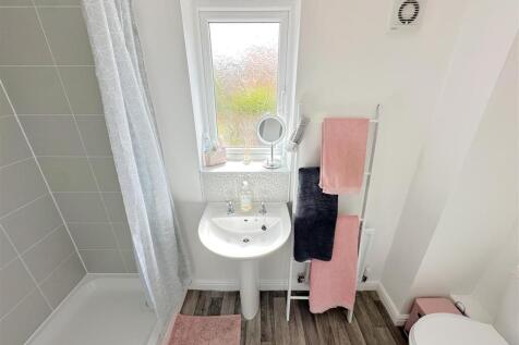 En Suite Shower Room