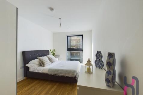 3 Pomona Strand, Old Trafford, M16 photo 3
