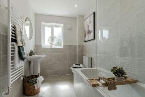 Main bathroom