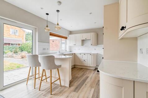 3 Hillside Avenue-09.jpg