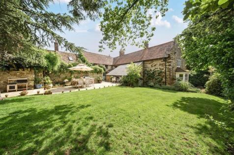Cliff Hill Farm - Rear View.jpg