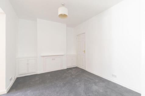 Albert Street, GL50 4HS photo 4
