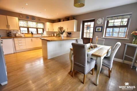 8 - 2025-12-01T122912.623.jpg