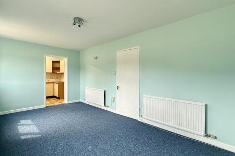 Lounge/dining roo...