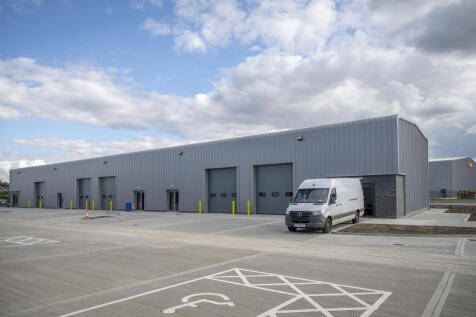 Light Industrial to rent Image 3