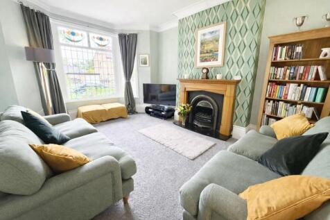 living room .jpg