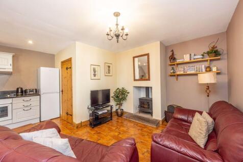 Ballacain, Little Mill Road