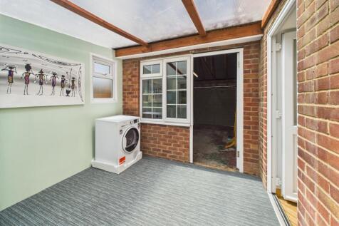 CAM02023G0-PR0155-STILL020