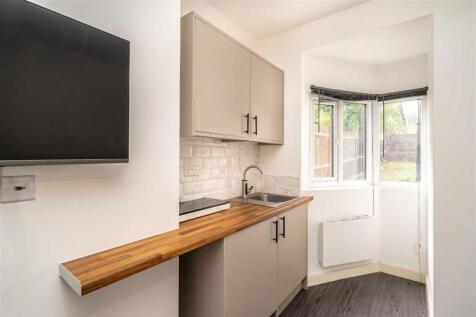 Upper Tulse Hill, London photo 4