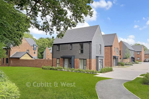 External Luna House Type