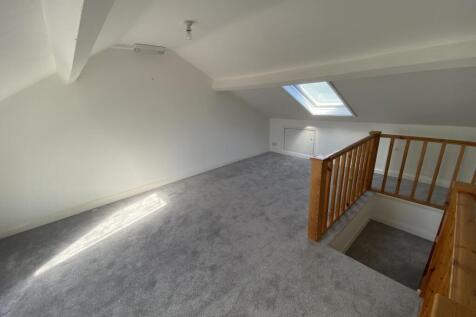 36 St Leonards Road bedroom 3