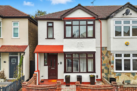 Romford, RM7 - property photo