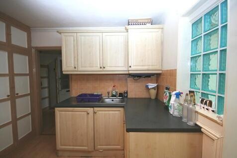 Kitchen (Main)
