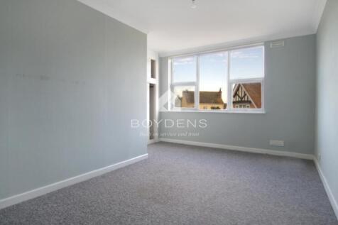 Connaught Avenue, Frinton on Sea photo 4