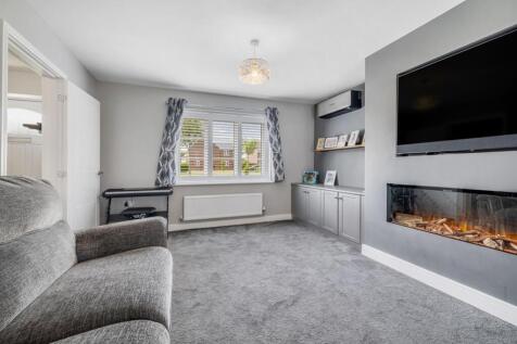 23 Top Farm Avenue (Navenby)-17