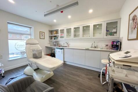 Chorley Road, Swinton, M27 photo 3