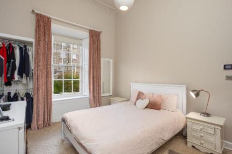 4 bed, 2 bath Town House in Edinburgh - Photo 26