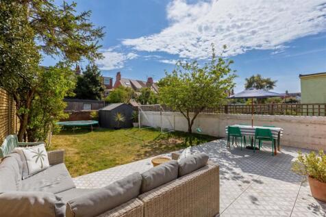 Westbourne Ave_1.jpg