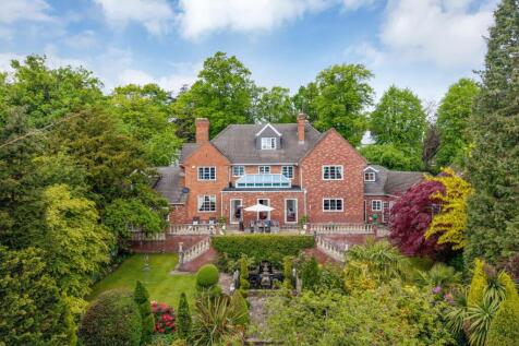 Wellington Manor