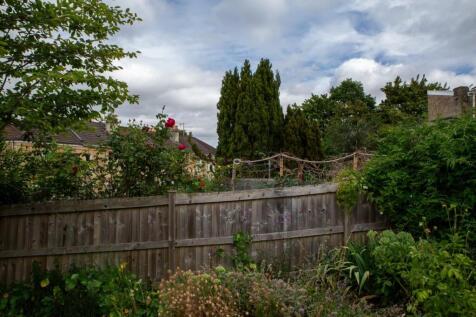 3 Claude Avenue BA2 1AE-13.jpg