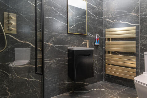 30 - 10 Bradfield...