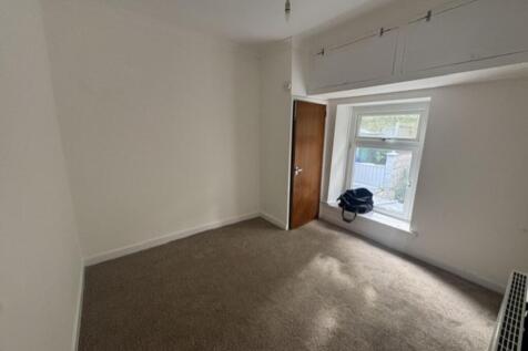 Phillip Street, Pontypridd, CF37 photo 4