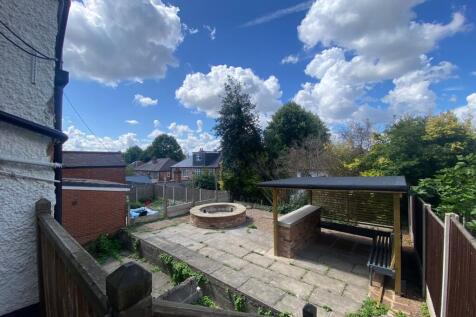 8-bed semi-detached on Harrington Drive, Lenton, £4,507/mo