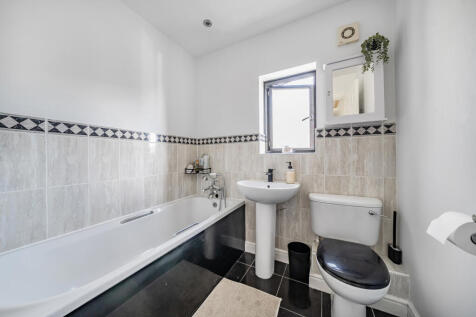 1317241-12-685ee9...