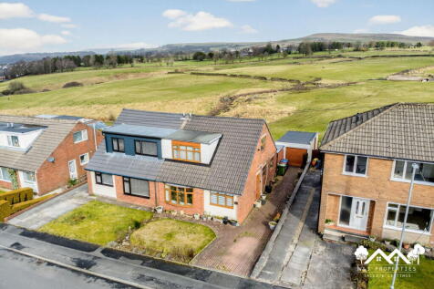 Accrington, BB5 - property photo