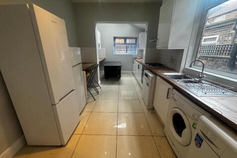 Ladybarn Lane, Fallowfield, Manchester, M14 6YU photo 4