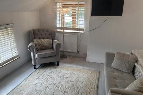 Master Bedroom 2.jpg