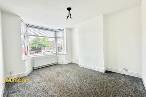 Hill Cot Road, Sharples, Bolton photo 4