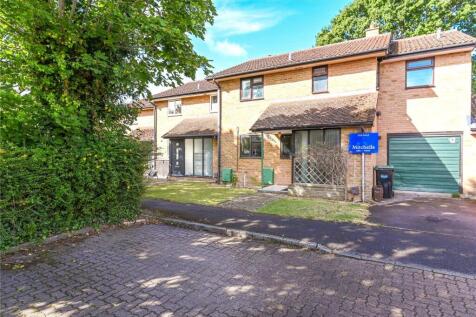 New Milton, BH25 - property photo