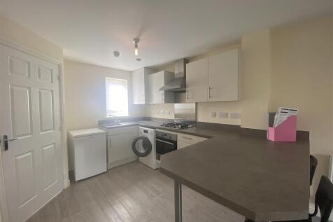 Kitchen and breakfast bar