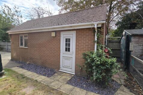 Detached Garage