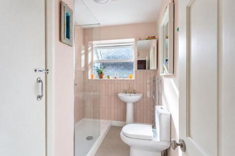 Bathroom-1.jpg