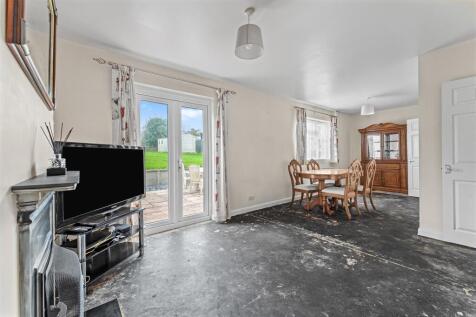 Living/ Dining Room