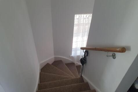 Entrance stairwell.jpg
