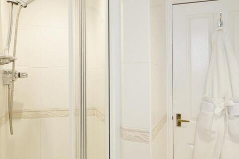 Hotel for sale Image 10