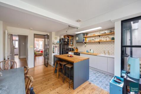 Addison Road, 15-025.jpg