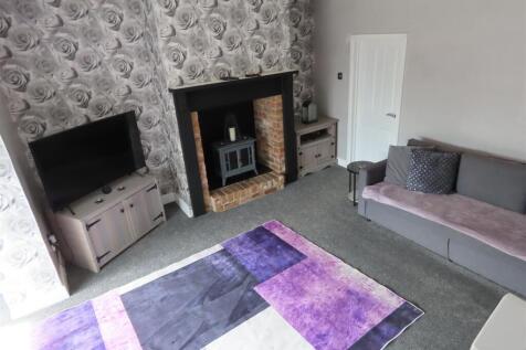 EXTENDED LOUNGE