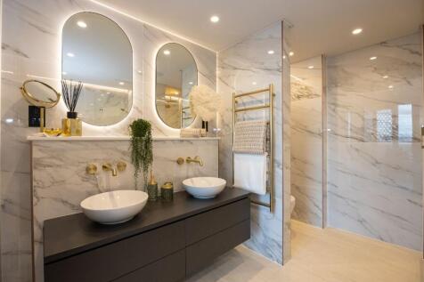 2 bed, 3 bath Apartment in Manchester - Photo 36