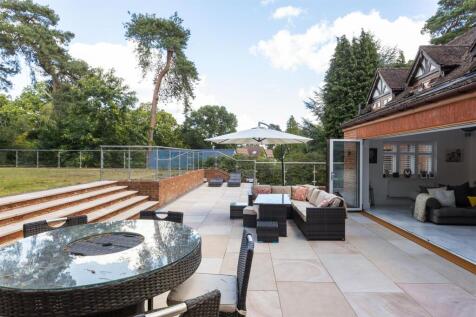 11 Pine Coombe-39.jpg